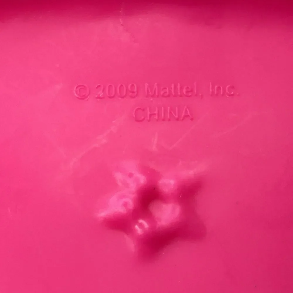 Lot Of 2009 Mattel Doll Furniture‎ Pink Couch And Blue Coffee Table